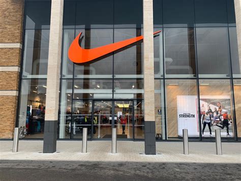 nike outlet bristol